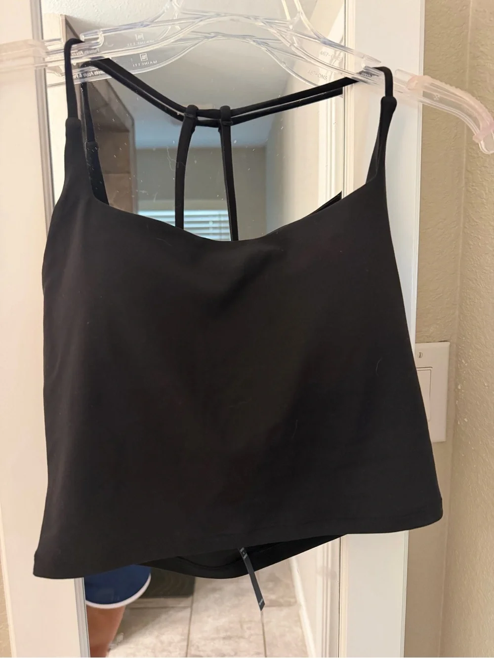 Vuori AllTheFeels Strappy Back Tank-BLACK